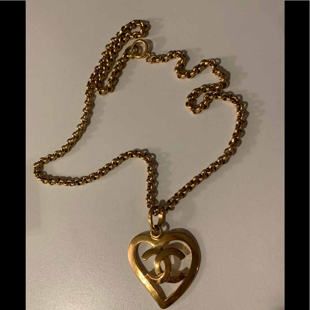 Vintage Chanel heart CC gold plated necklace